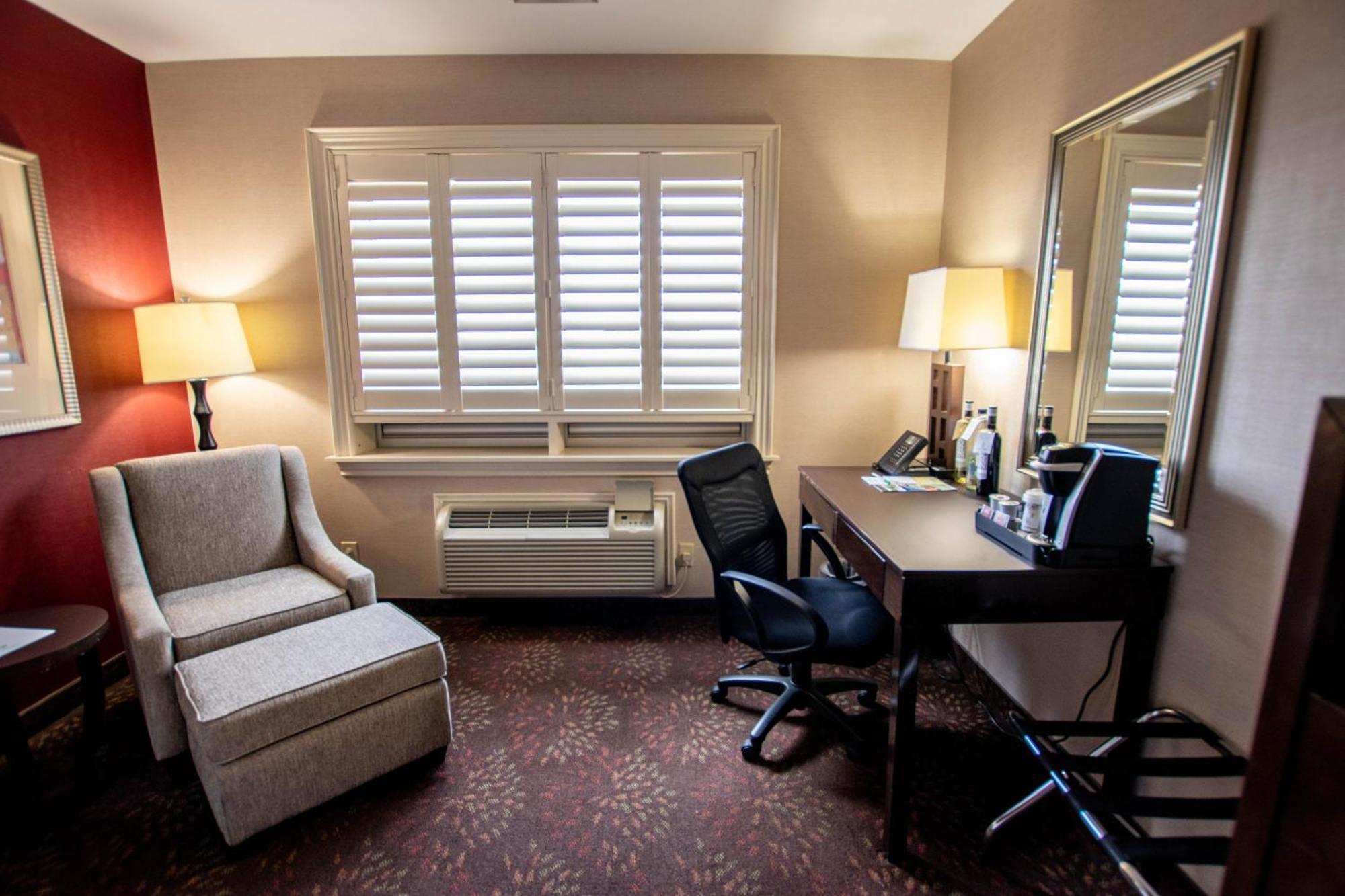 Holiday Inn Hotel & Suites St.Catharines-Niagara By Ihg Saint Catharines Exterior foto